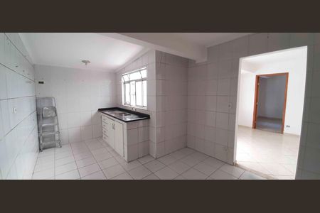 Casa à venda com 270m², 8 quartos e 3 vagas Casa à venda com 270m², 8 quartos e 3 vagasCasa 3 - Cozinha