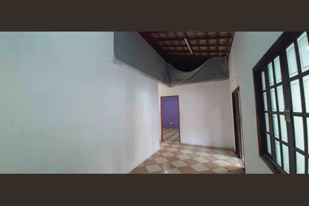 Casa à venda com 270m², 8 quartos e 3 vagas Casa à venda com 270m², 8 quartos e 3 vagasCasa 2 - Sala