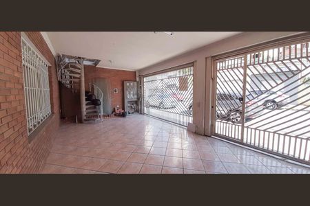 Casa à venda com 270m², 8 quartos e 3 vagas Casa à venda com 270m², 8 quartos e 3 vagasGaragem