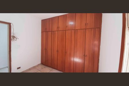 Casa à venda com 270m², 8 quartos e 3 vagas Casa à venda com 270m², 8 quartos e 3 vagasCasa 1 - Quarto 1