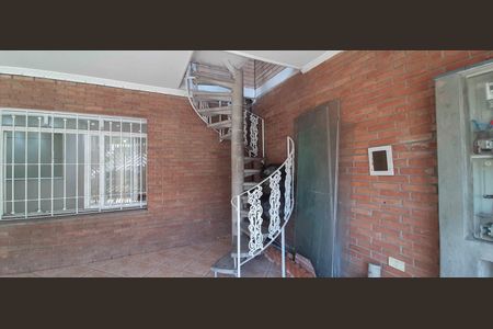 Casa à venda com 270m², 8 quartos e 3 vagas Casa à venda com 270m², 8 quartos e 3 vagasGaragem