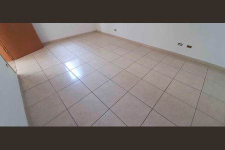 Casa à venda com 270m², 8 quartos e 3 vagas Casa à venda com 270m², 8 quartos e 3 vagasCasa 3 - Quarto