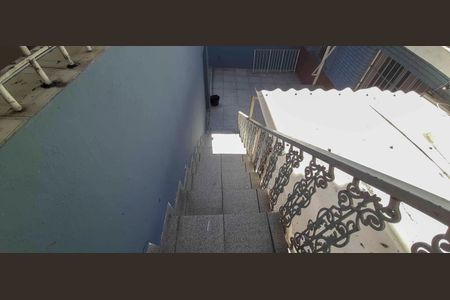Casa à venda com 270m², 8 quartos e 3 vagas Casa à venda com 270m², 8 quartos e 3 vagasCorredor