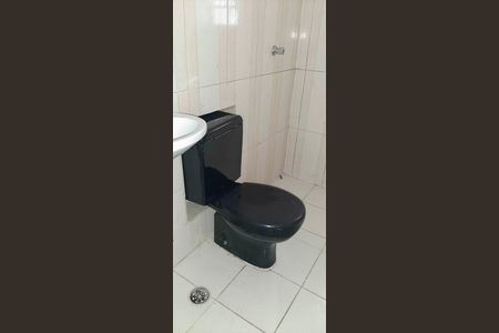 Casa à venda com 270m², 8 quartos e 3 vagas Casa à venda com 270m², 8 quartos e 3 vagasCasa 3 - Banheiro social 2