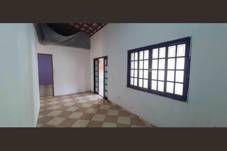 Casa à venda com 270m², 8 quartos e 3 vagas Casa à venda com 270m², 8 quartos e 3 vagasCasa 2 - Sala