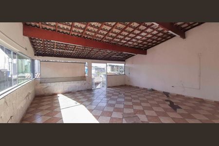 Casa à venda com 270m², 8 quartos e 3 vagas Casa à venda com 270m², 8 quartos e 3 vagasÁrea comum