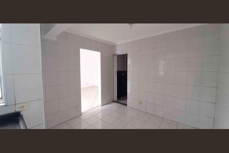 Casa à venda com 270m², 8 quartos e 3 vagas Casa à venda com 270m², 8 quartos e 3 vagasCasa 3 - Cozinha