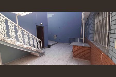 Casa à venda com 270m², 8 quartos e 3 vagas Casa à venda com 270m², 8 quartos e 3 vagasQuintal