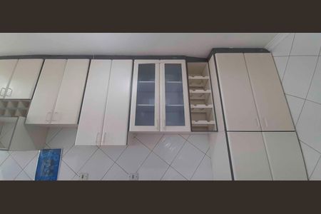 Casa à venda com 270m², 8 quartos e 3 vagas Casa à venda com 270m², 8 quartos e 3 vagasCasa 1 - Cozinha