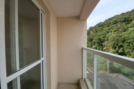 Varanda de apartamento para alugar com 2 quartos, 52m² em Tortuga, Guarujá