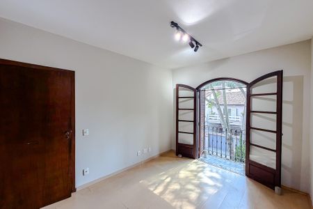 Casa para alugar com 400m², 4 quartos e 4 vagas Casa para alugar com 400m², 4 quartos e 4 vagasQuarto 3