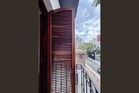 Casa para alugar com 400m², 4 quartos e 4 vagas Casa para alugar com 400m², 4 quartos e 4 vagasVaranda do Quarto 2