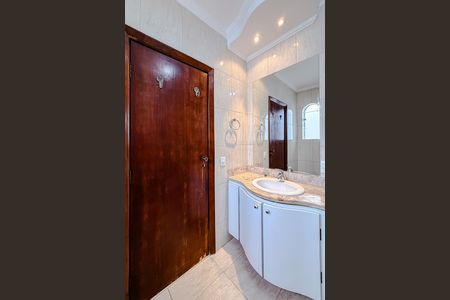 Casa para alugar com 400m², 4 quartos e 4 vagas Casa para alugar com 400m², 4 quartos e 4 vagasBanheiro da Suíte