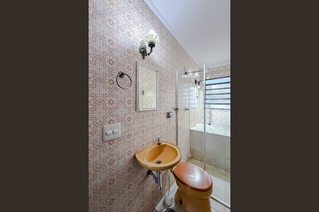 Casa para alugar com 400m², 4 quartos e 4 vagas Casa para alugar com 400m², 4 quartos e 4 vagasBanheiro