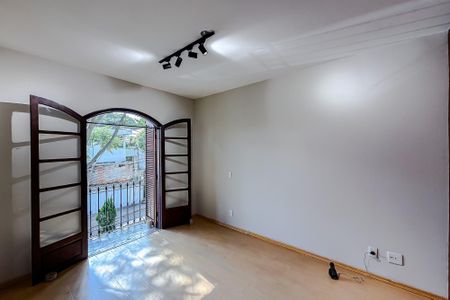 Casa para alugar com 400m², 4 quartos e 4 vagas Casa para alugar com 400m², 4 quartos e 4 vagasQuarto 3