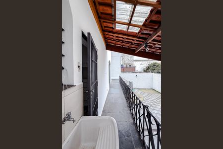 Casa para alugar com 400m², 4 quartos e 4 vagas Casa para alugar com 400m², 4 quartos e 4 vagasÁrea de Serviço