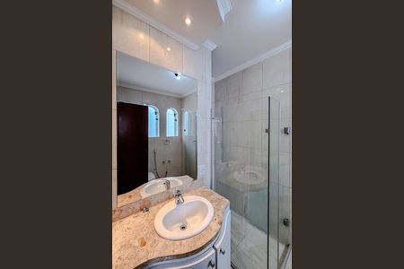 Casa para alugar com 400m², 4 quartos e 4 vagas Casa para alugar com 400m², 4 quartos e 4 vagasBanheiro da Suíte