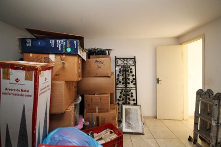 Casa para alugar com 65m², 1 quarto e sem vagaQuarto