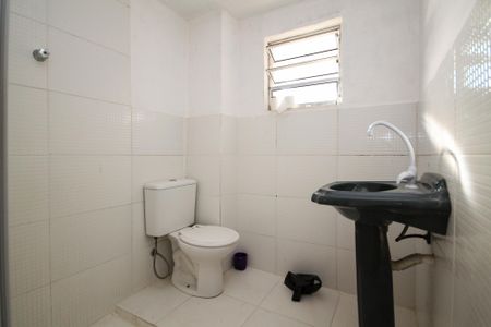 Casa para alugar com 65m², 1 quarto e sem vagaBanheiro