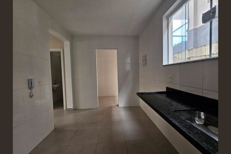 Casa de condomínio para alugar com 79m², 2 quartos e 1 vaga