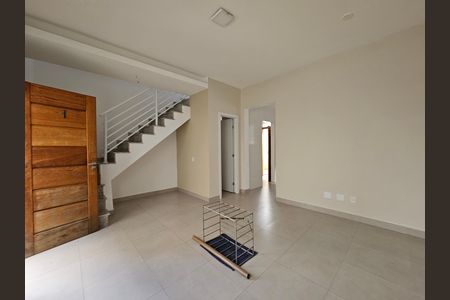 Casa de Condomínio para alugar com 2 quartos, 79m² em Vila Santo Antônio, Guarujá