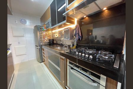 Apartamento à venda com 87m², 2 quartos e 2 vagas Apartamento à venda com 87m², 2 quartos e 2 vagasCozinha