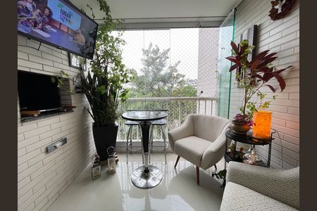 Apartamento à venda com 87m², 2 quartos e 2 vagas Apartamento à venda com 87m², 2 quartos e 2 vagasVaranda