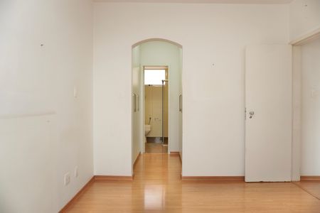Apartamento para alugar com 120m², 3 quartos e 1 vagaSuíte