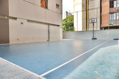 Apartamento para alugar com 120m², 3 quartos e 1 vagaÁrea comum - Quadra  