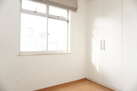 Apartamento para alugar com 120m², 3 quartos e 1 vagaQuarto 2