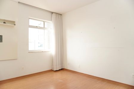 Apartamento para alugar com 120m², 3 quartos e 1 vagaSuíte