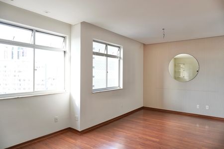 Apartamento para alugar com 120m², 3 quartos e 1 vagaSala 