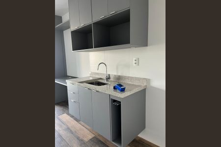 Cozinha de apartamento para alugar com 1 quarto, 21m² em Indianópolis, São Paulo