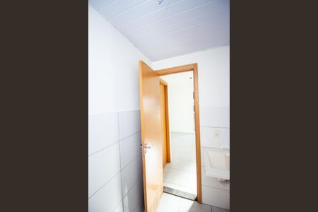 Apartamento à venda com 48m², 2 quartos e 1 vaga Apartamento à venda com 48m², 2 quartos e 1 vagaBanheiro Social