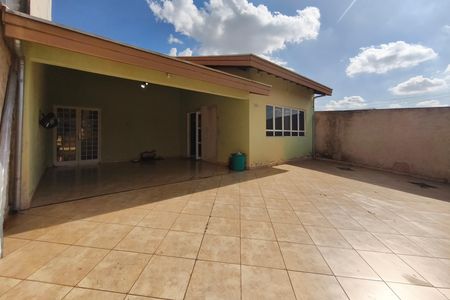 Quintal - Garagem de casa à venda com 3 quartos, 300m² em Jardim Adhemar de Barros, Campinas