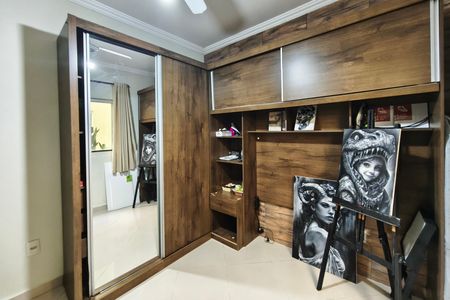 Casa à venda com 300m², 3 quartos e 4 vagas Casa à venda com 300m², 3 quartos e 4 vagasQuarto 3