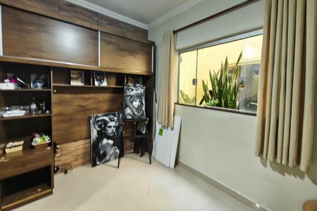 Casa à venda com 300m², 3 quartos e 4 vagas Casa à venda com 300m², 3 quartos e 4 vagasQuarto 3