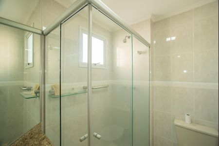 Apartamento à venda com 105m², 3 quartos e 2 vagas Apartamento à venda com 105m², 3 quartos e 2 vagasBanheiro da Suíte