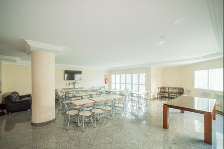 Apartamento à venda com 105m², 3 quartos e 2 vagas Apartamento à venda com 105m², 3 quartos e 2 vagasÁrea comum - Salão de festas