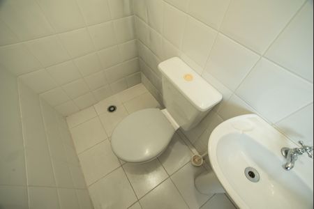 Apartamento à venda com 105m², 3 quartos e 2 vagas Apartamento à venda com 105m², 3 quartos e 2 vagasBanheiro de Serviço