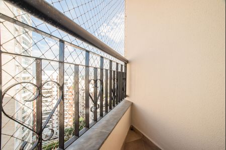 Apartamento à venda com 105m², 3 quartos e 2 vagas Apartamento à venda com 105m², 3 quartos e 2 vagasVaranda da Suíte