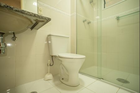 Apartamento à venda com 105m², 3 quartos e 2 vagas Apartamento à venda com 105m², 3 quartos e 2 vagasBanheiro