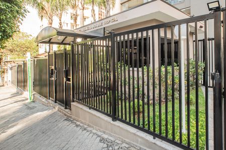 Apartamento à venda com 105m², 3 quartos e 2 vagas Apartamento à venda com 105m², 3 quartos e 2 vagasFrente