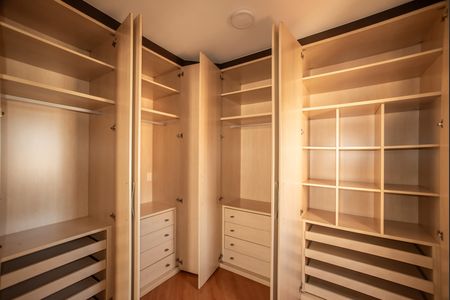 Apartamento à venda com 105m², 3 quartos e 2 vagas Apartamento à venda com 105m², 3 quartos e 2 vagasSuíte