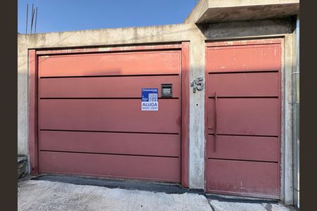 Casa para alugar com 50m², 1 quarto e sem vaga Casa para alugar com 50m², 1 quarto e sem vagaFachada