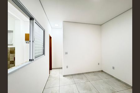 Casa para alugar com 50m², 1 quarto e sem vaga Casa para alugar com 50m², 1 quarto e sem vagaSuíte