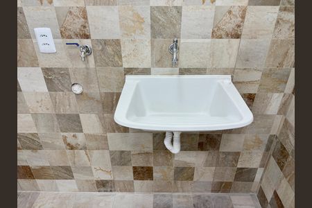 Casa para alugar com 50m², 1 quarto e sem vaga Casa para alugar com 50m², 1 quarto e sem vagaTanque