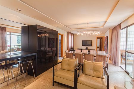 Apartamento à venda com 4 quartos, 172m² em Sion, Belo Horizonte