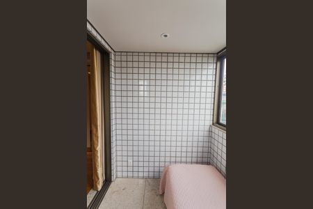 Varanda da Suíte 1 de apartamento à venda com 4 quartos, 172m² em Sion, Belo Horizonte
