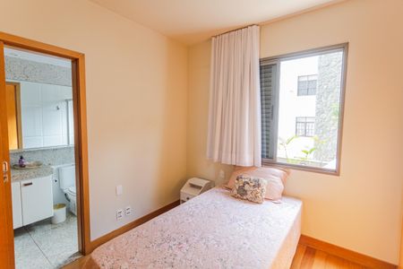 Semi-Suíte de apartamento à venda com 4 quartos, 172m² em Sion, Belo Horizonte